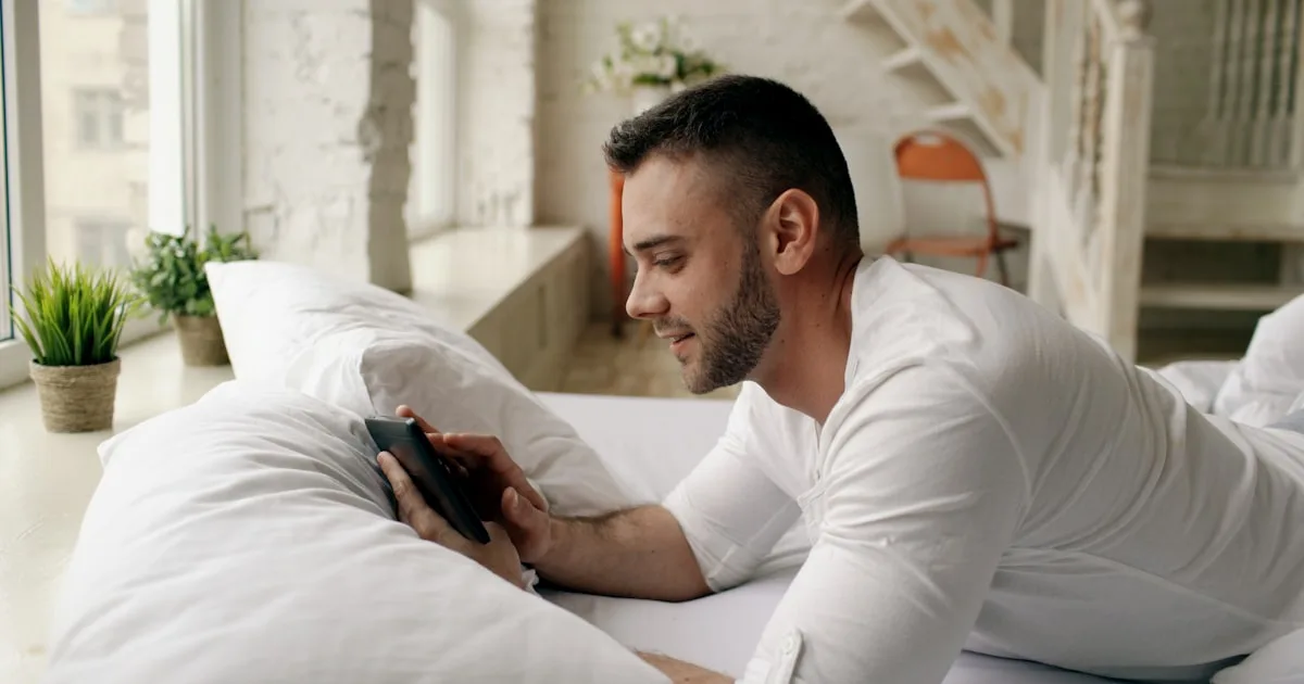 Dormir correctement après 40 ans : ce qui marche vraiment (et ce qui est du marketing)